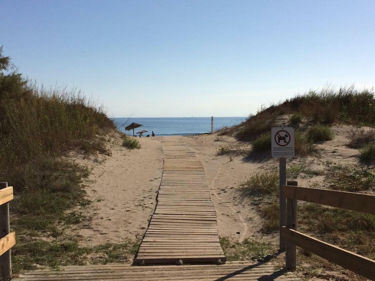 Exclusive New Apartment On The Beach Pilar de la Horadada Exterior photo