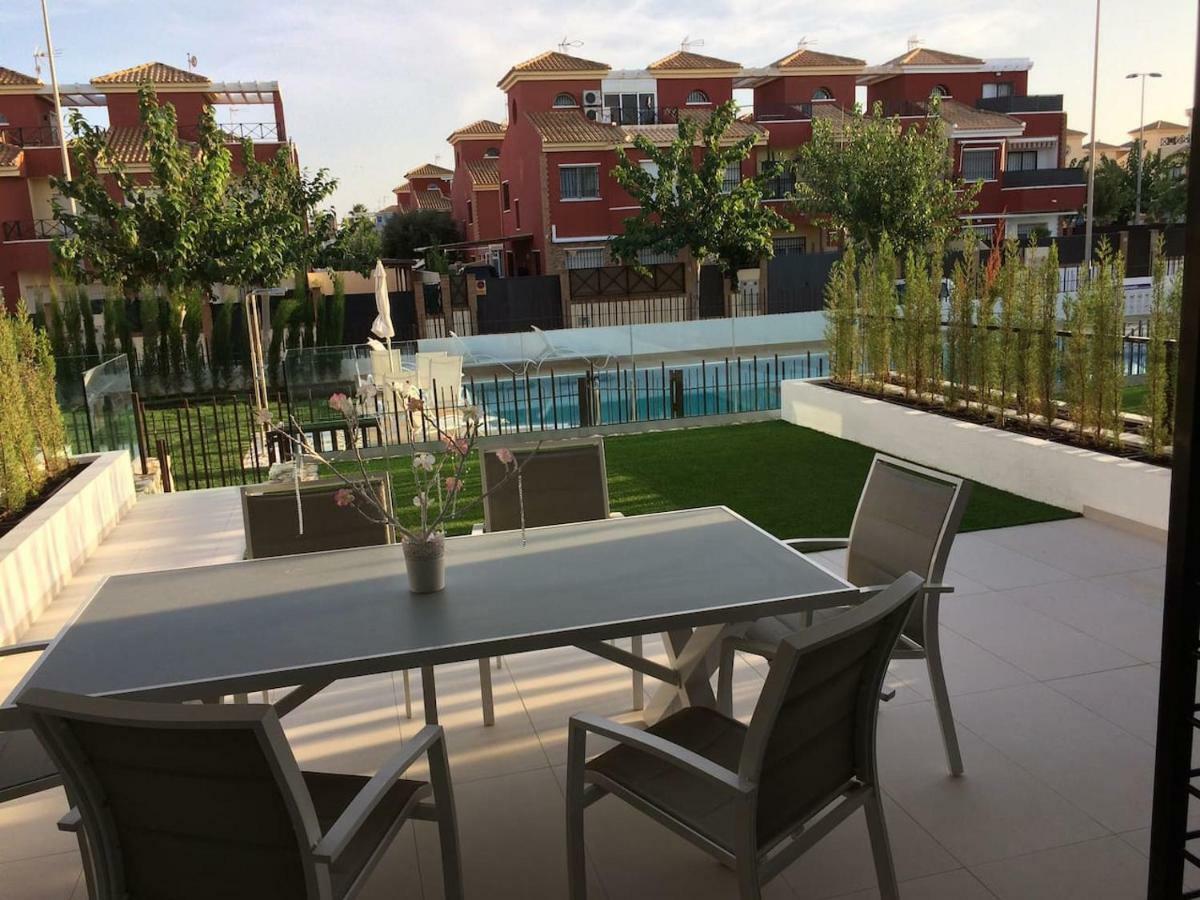 Exclusive New Apartment On The Beach Pilar de la Horadada Exterior photo